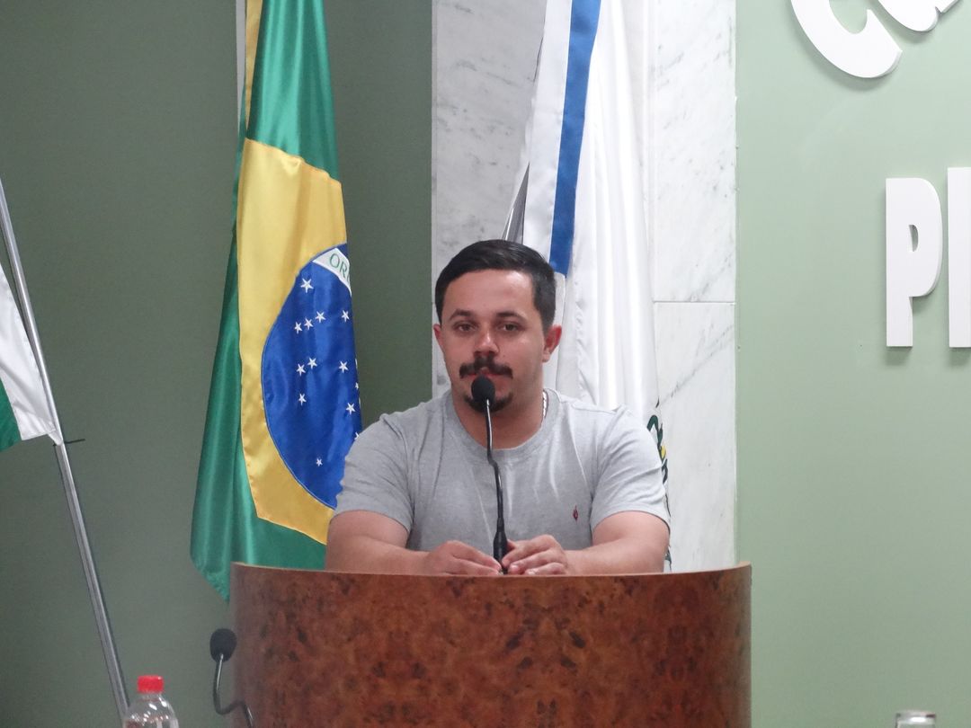 A Câmara Municipal de Borrazópolis parabeniza o vereador Fernando Augusto Nunes, pelo seu aniversário