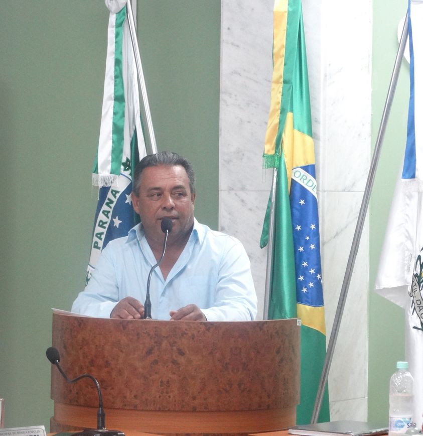 Câmara Municipal de Borrazópolis parabeniza Vereador Otair Aparecido da Silva Senes pelo aniversário
